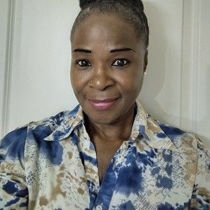 Meet your Posher, Paulina